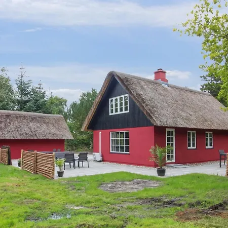 Ferienhaus Hila By Interhome